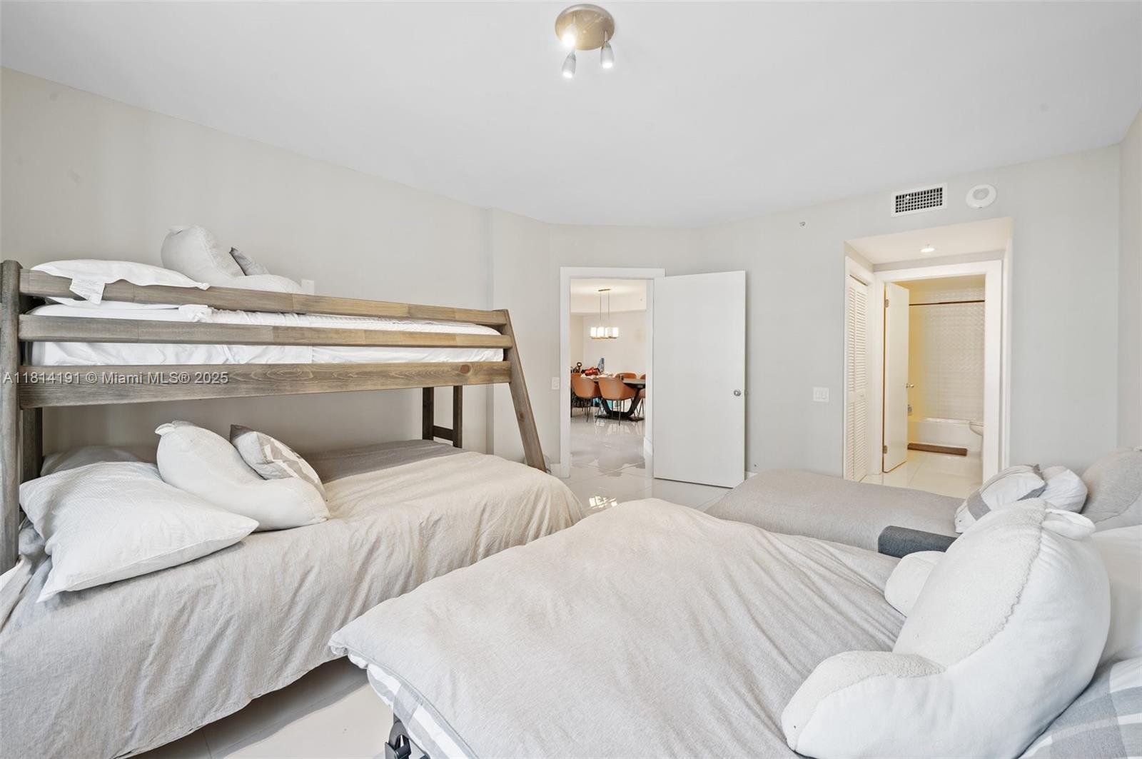 COURVOISIER COURTS CONDO - Residential