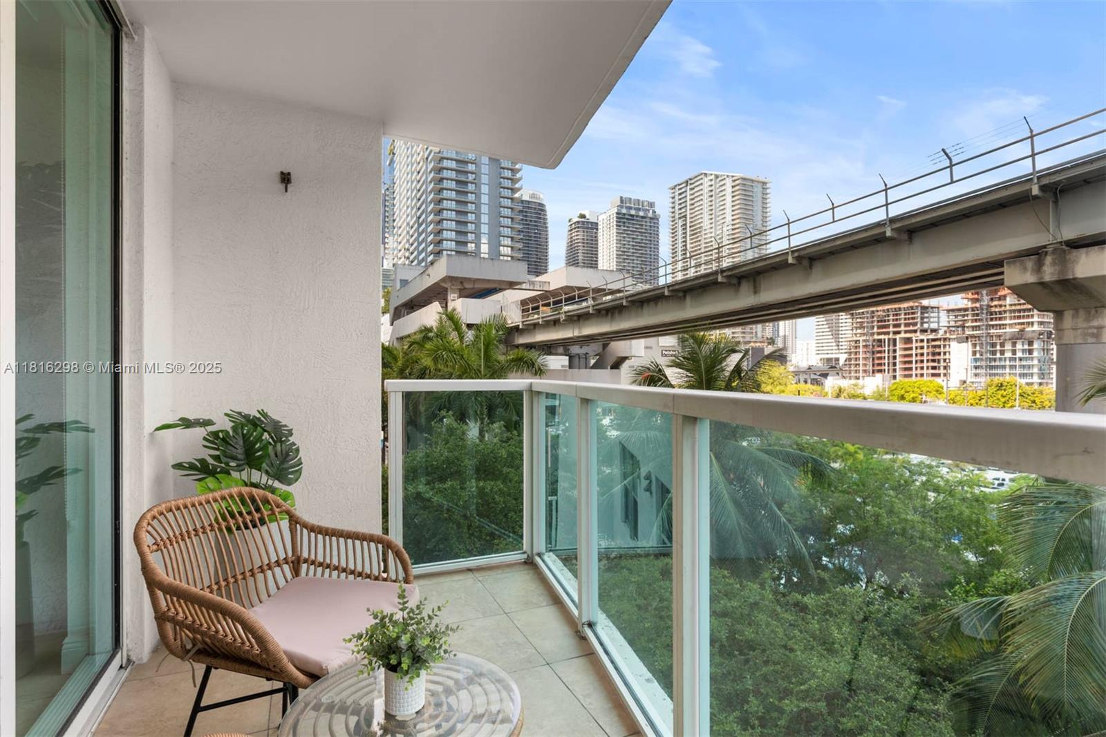 BRICKELL ON THE RIVER N T - Residential Lease