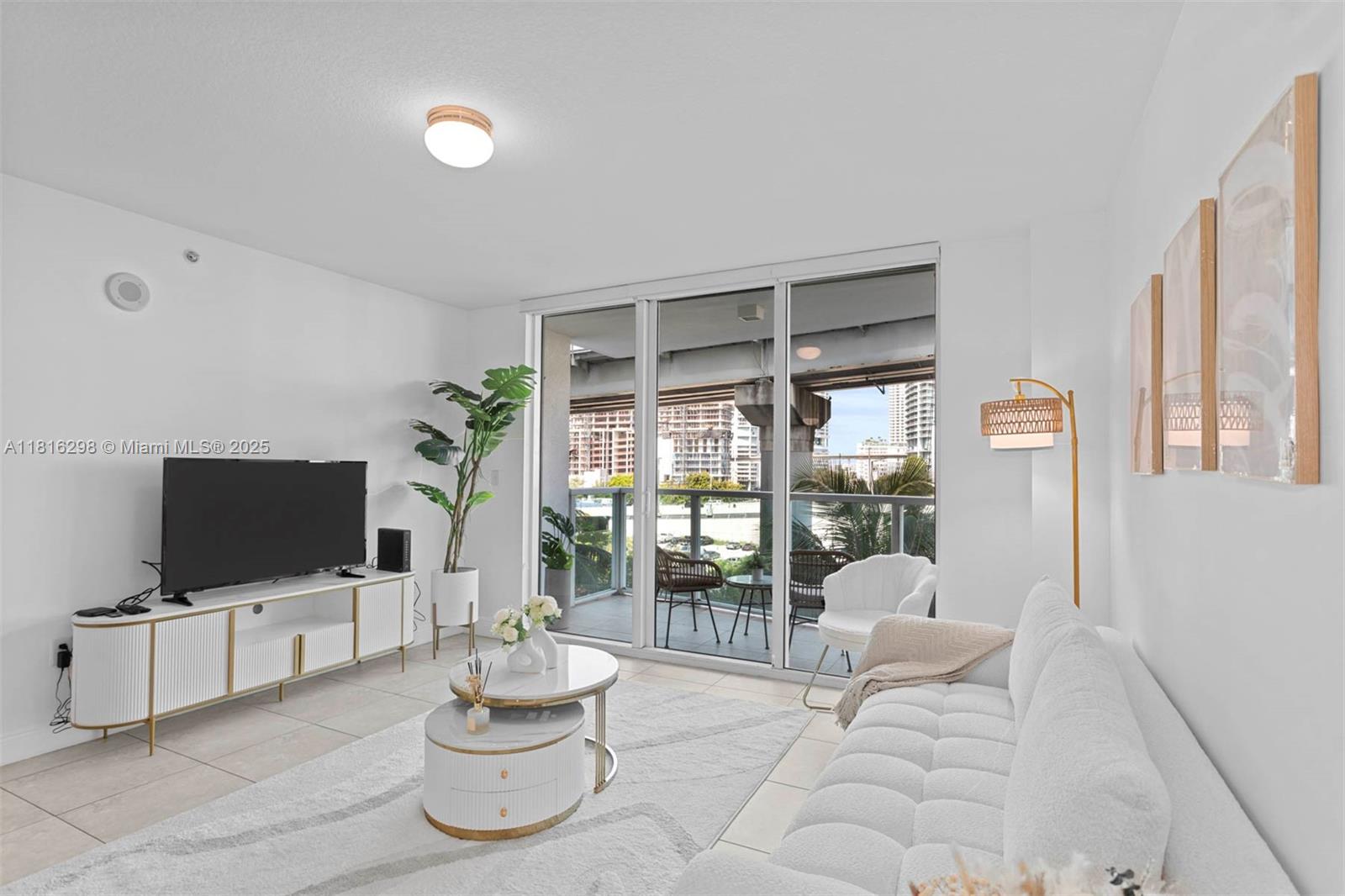 BRICKELL ON THE RIVER N T - Residential Lease