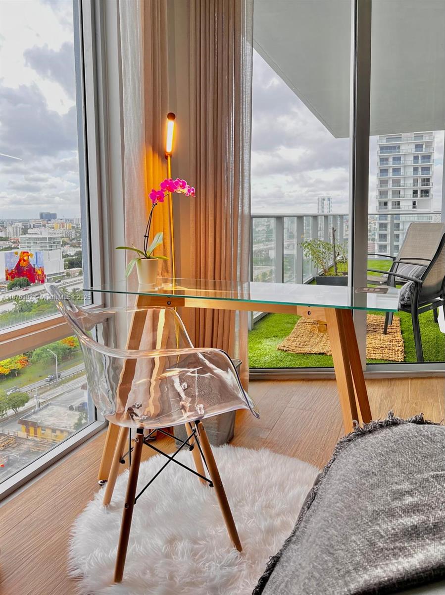 BRICKELL TEN CONDO - Residential