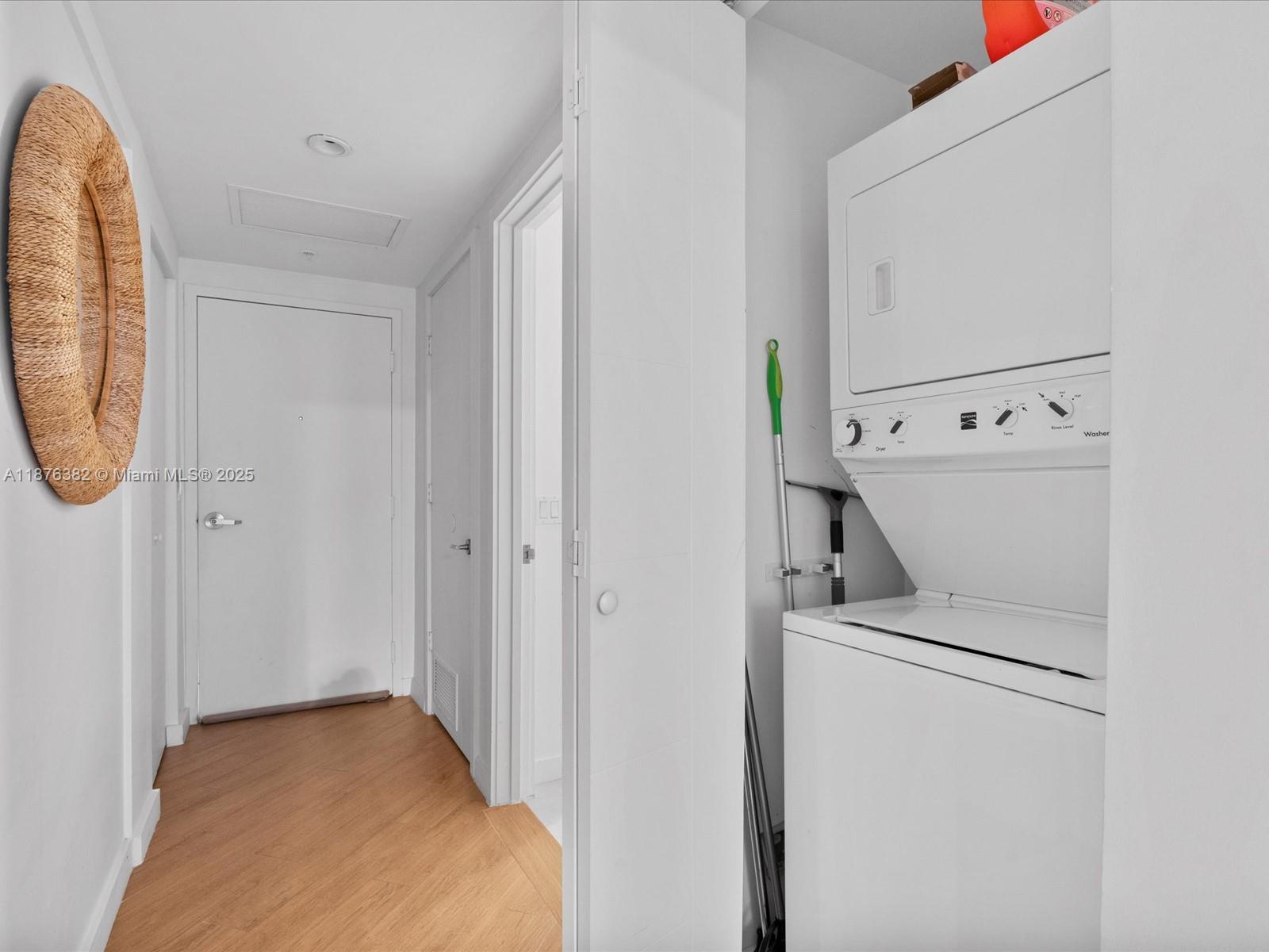 BRICKELL TEN CONDO - Residential