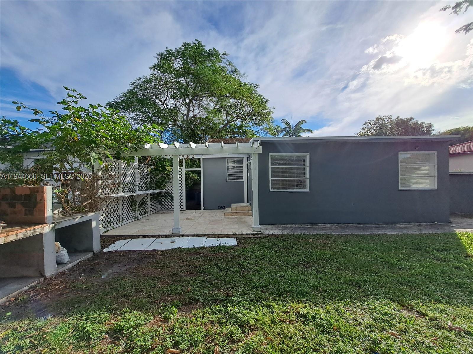 PARKERS SHORES - Residential