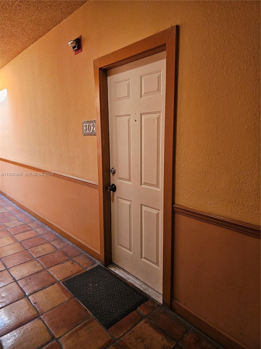 934 Michigan Ave 302