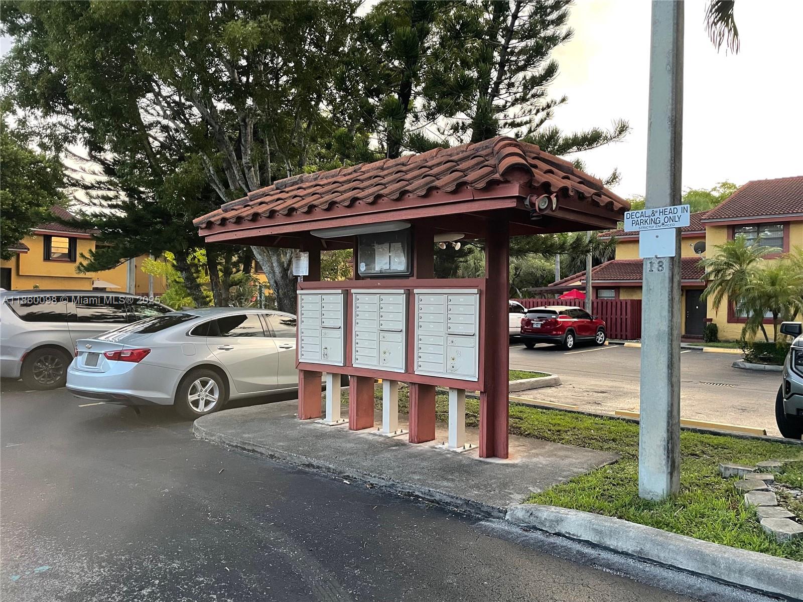 SUMMERSET CONDO PH I - Residential