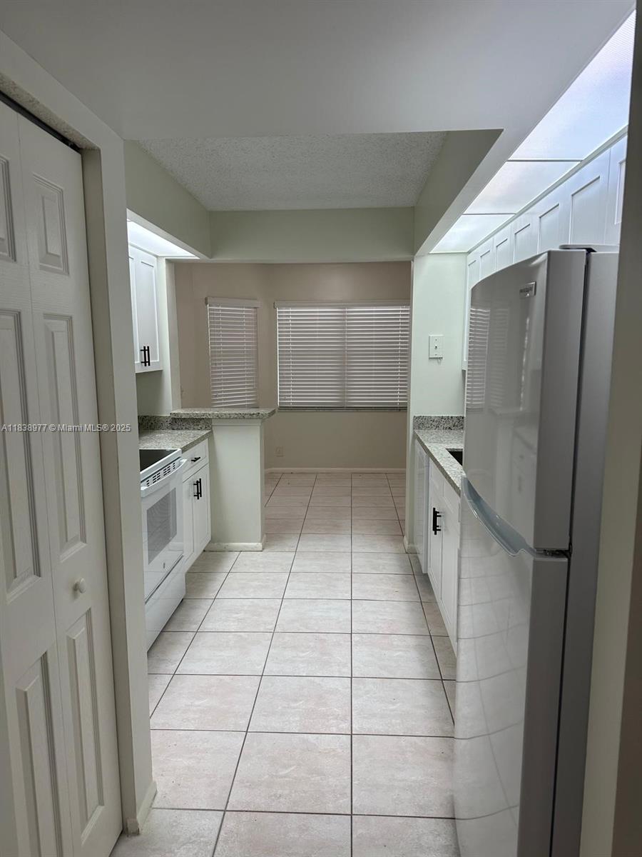 1000 SW 125th Ave 205N