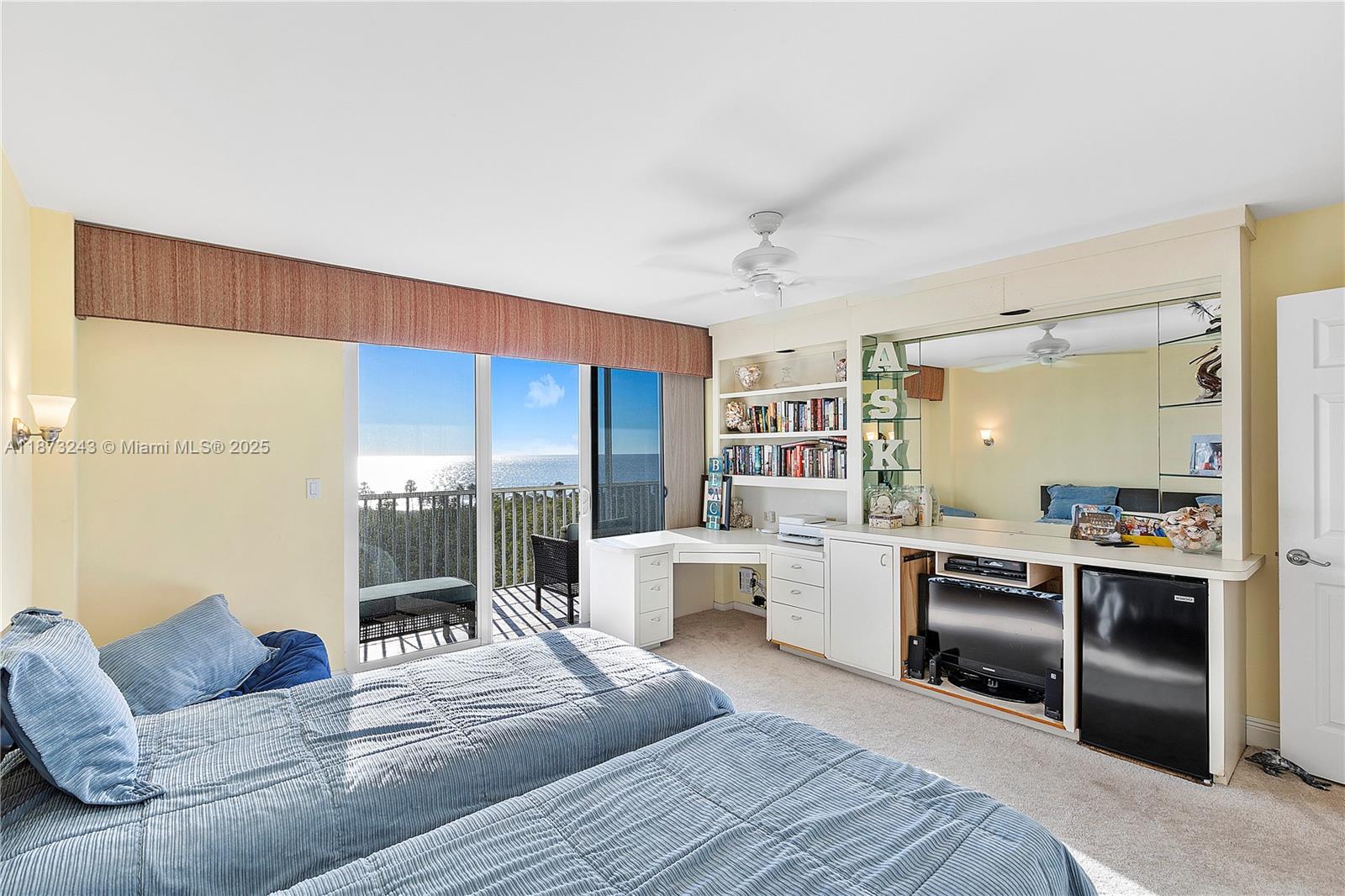 VANDERBILT TOWERS UNIT 3 - Residential