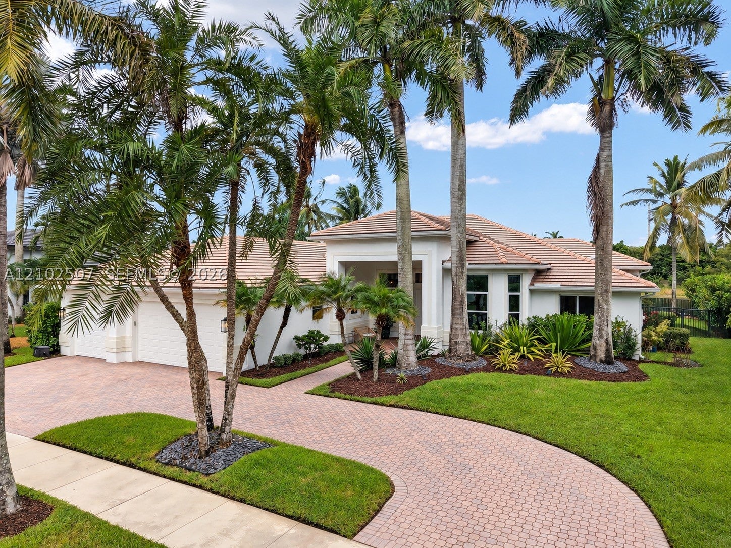 View photos, virtual tours, details... 1378 Victoria Isle Dr