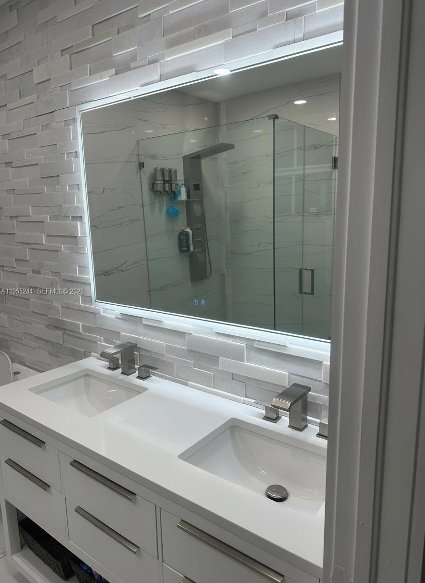 EGRET LAKES ESTATES SEC 4 - Residential