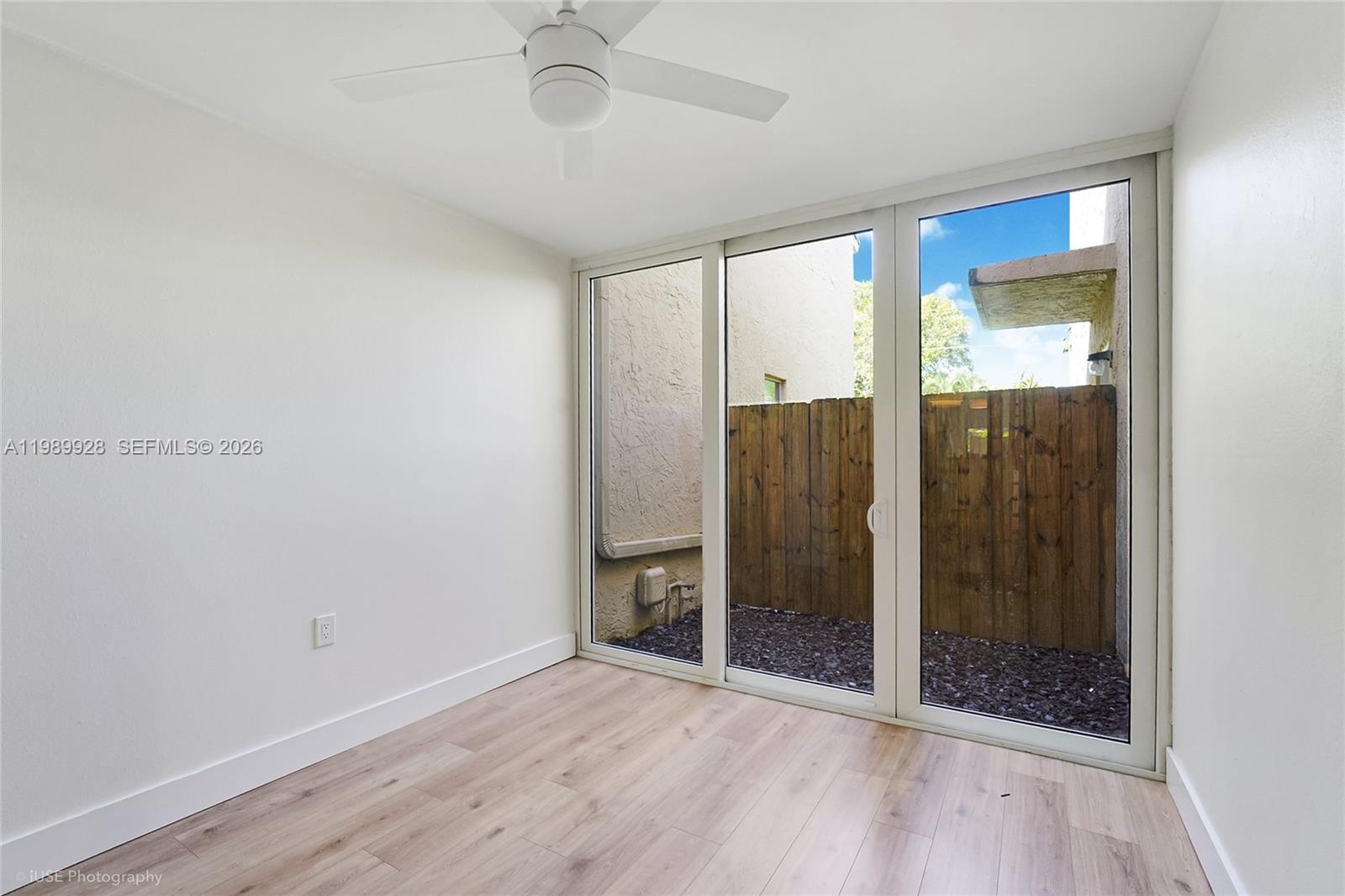 SHORES VILLAS CONDO BLDG - Residential Lease