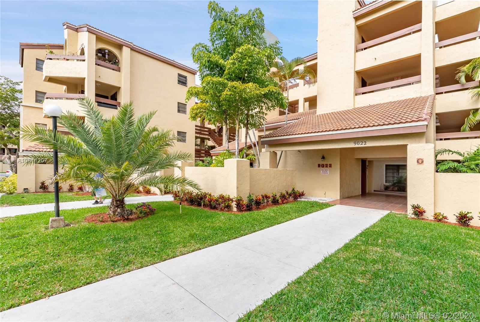 KENLAND POINTE CONDO #1 - Residential