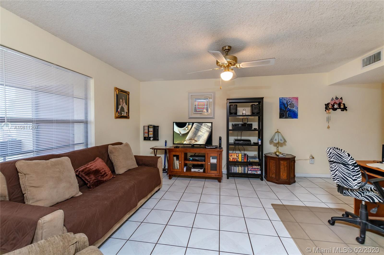 KENLAND POINTE CONDO #1 - Residential