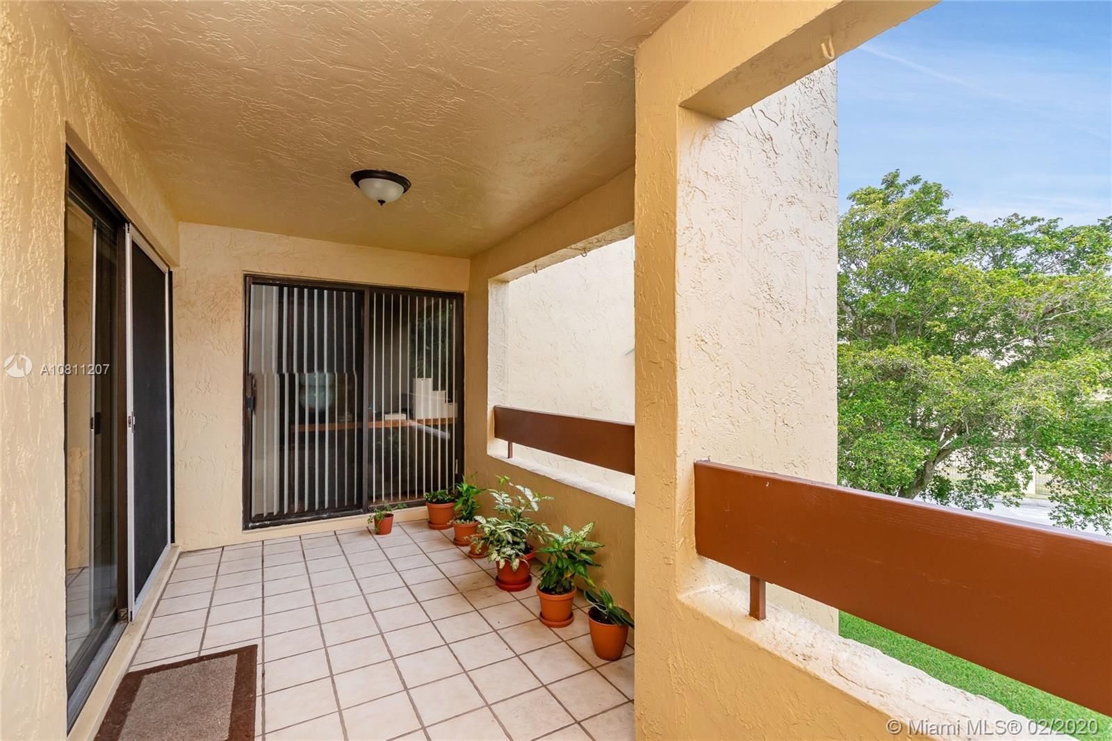 KENLAND POINTE CONDO #1 - Residential