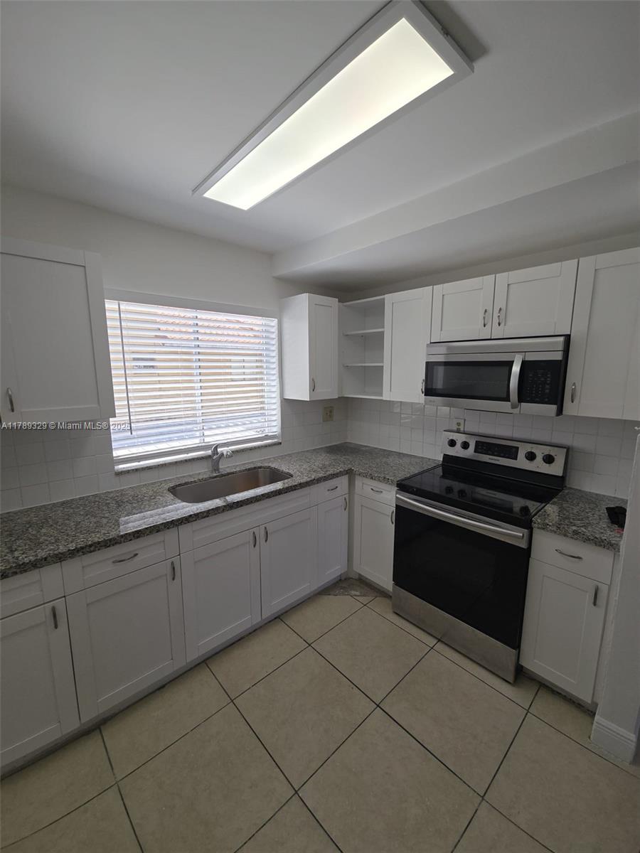 2770 W 61st Pl 202