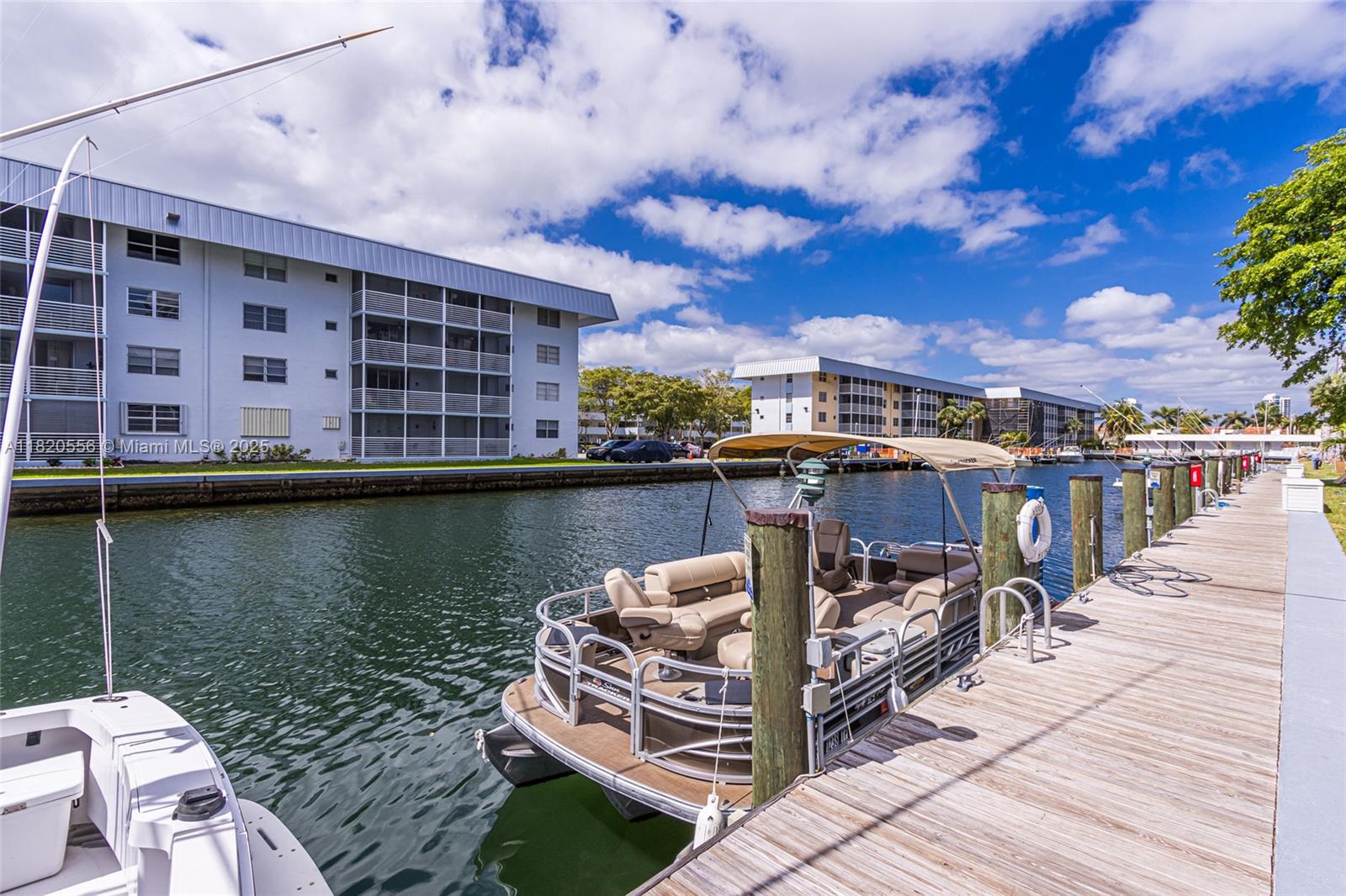 3600 Ne 170th St D-112, North Miami Beach, Miami-Dade County, Florida - 2 Bedrooms  
2 Bathrooms - 