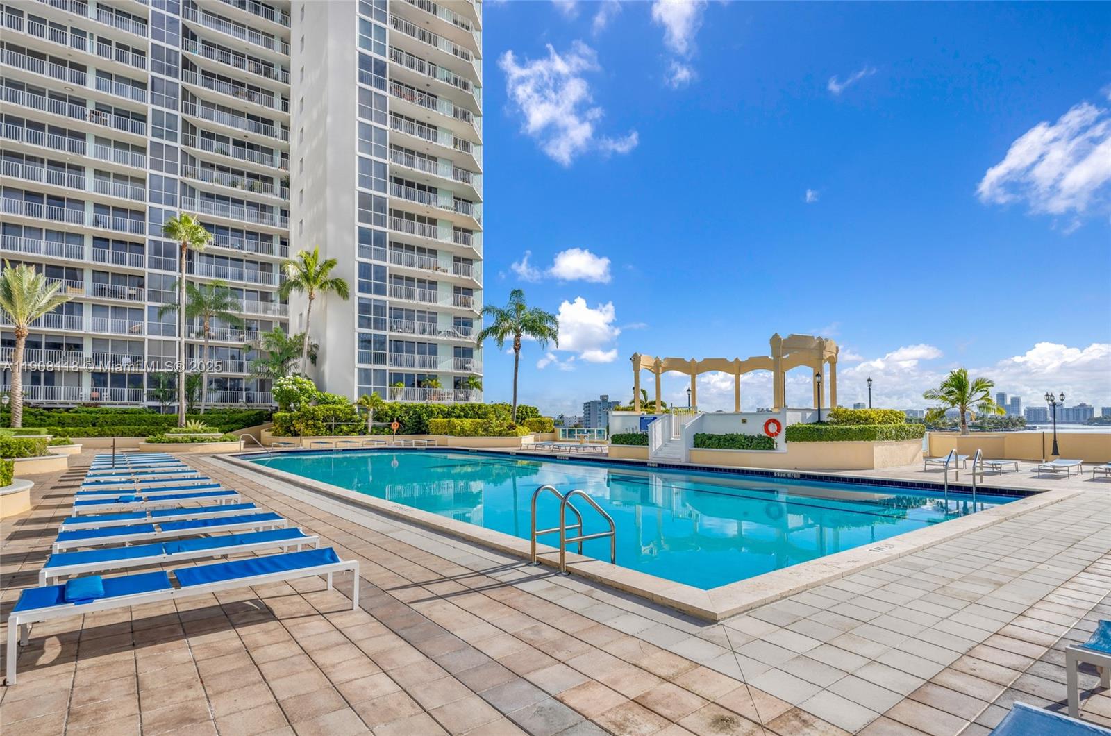 THE GRANDVIEW PALACE COND - Residential Lease