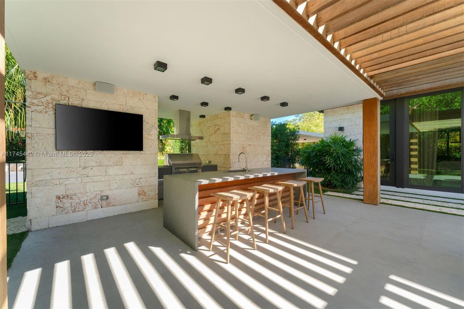HAMMOCK PARK - Residential