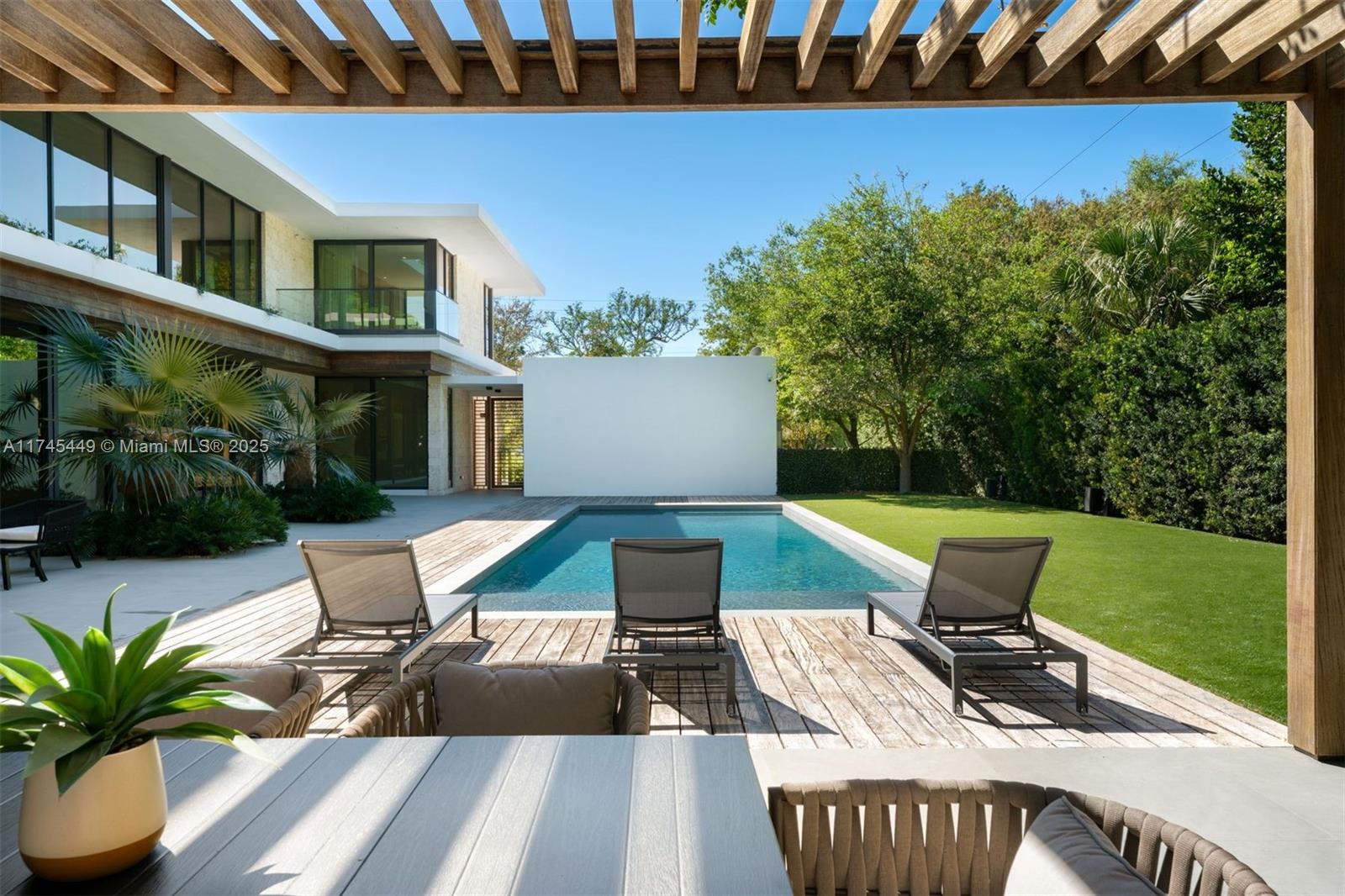 HAMMOCK PARK - Residential