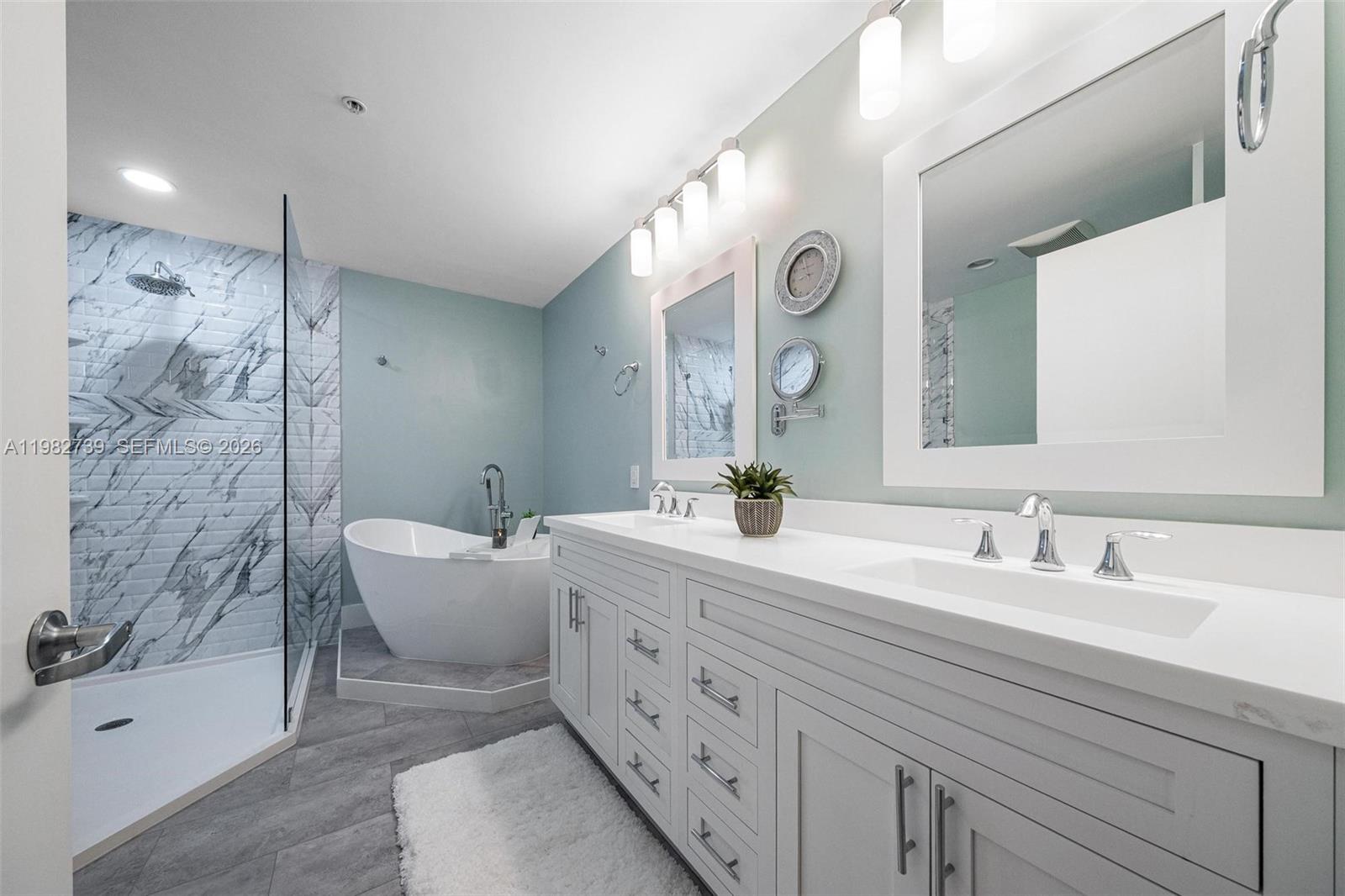 3030 AVENTURA CONDO - Residential