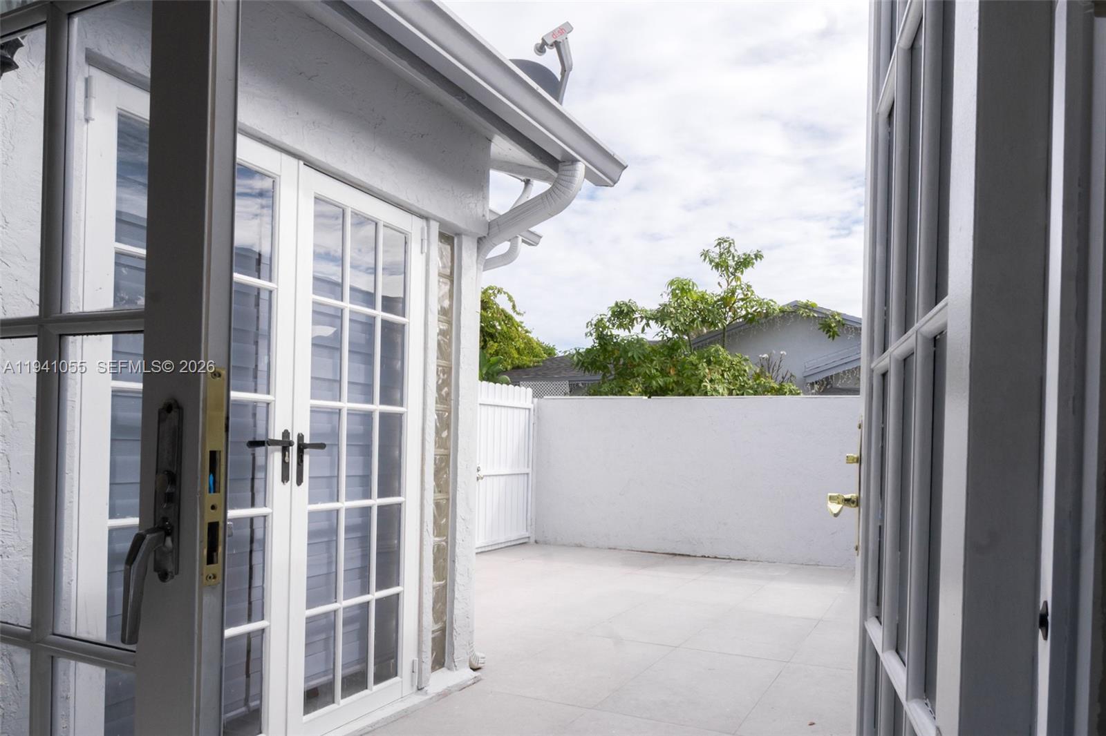 WESTWIND LAKES GARDEN HOM - Residential