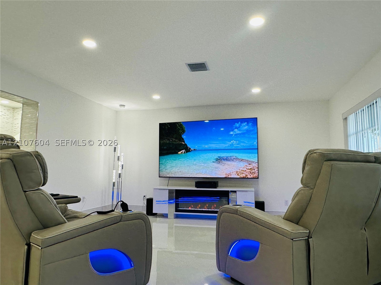 120 S 56th Ave