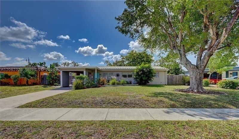 1180 SW 4th Ter