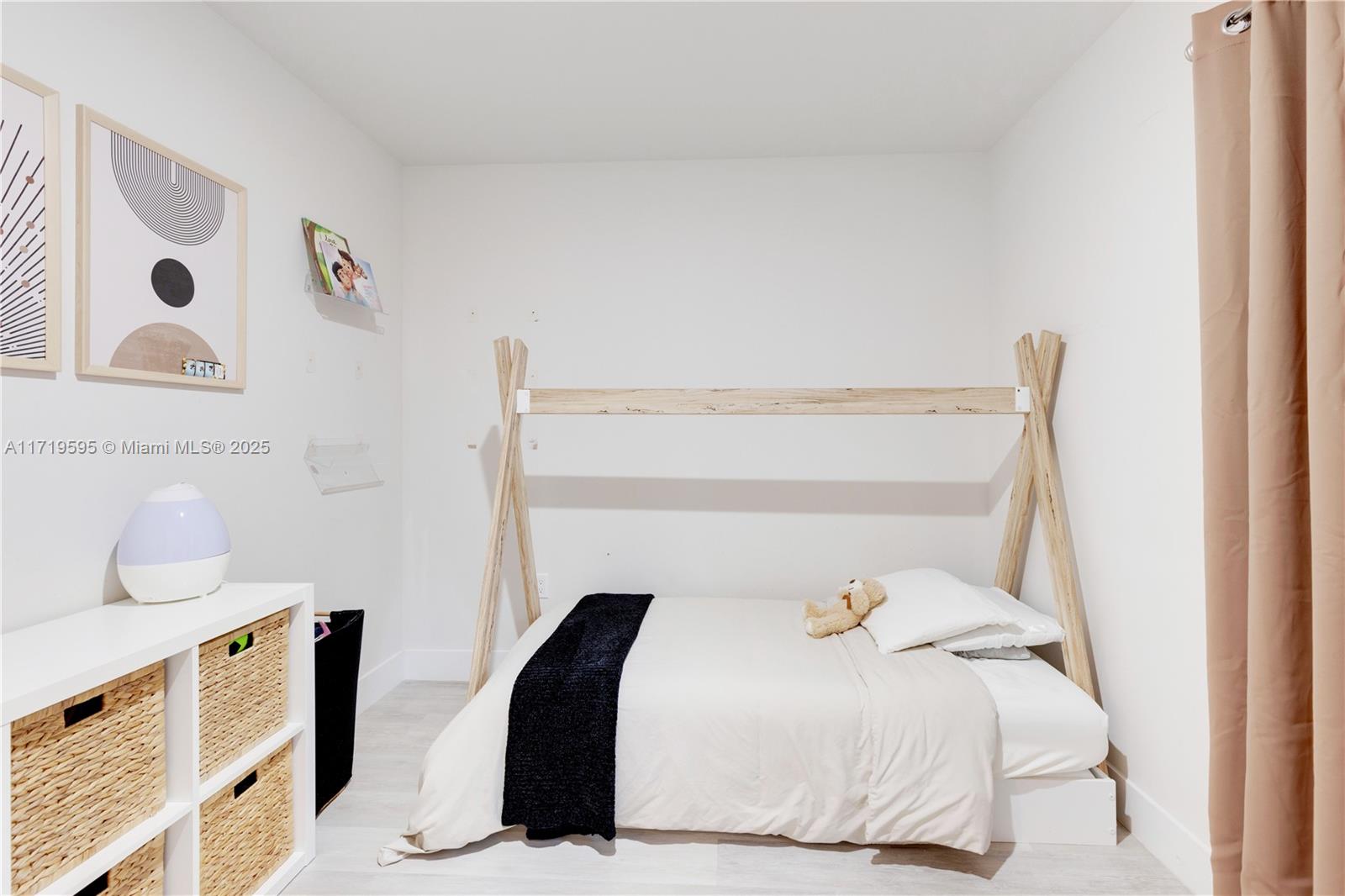 RIVERWOOD - Residential