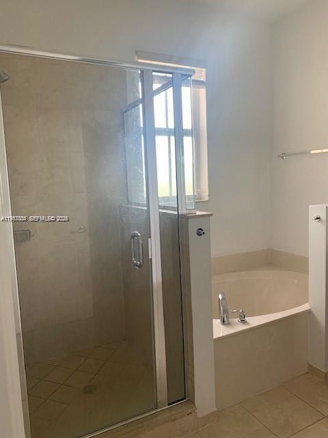 PALOMA LAKES PLAT - Residential Lease