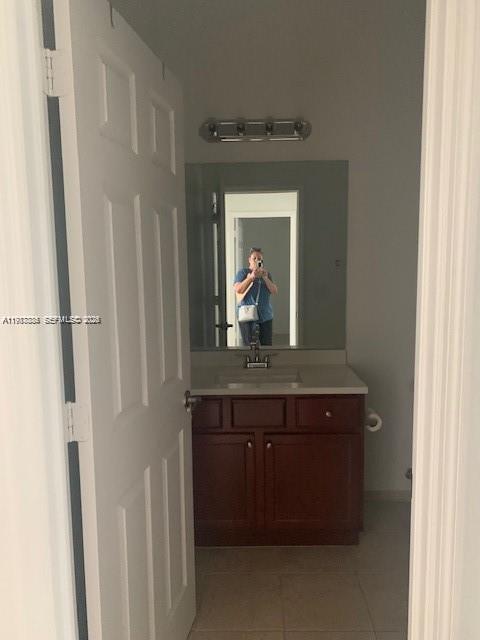 PALOMA LAKES PLAT - Residential Lease