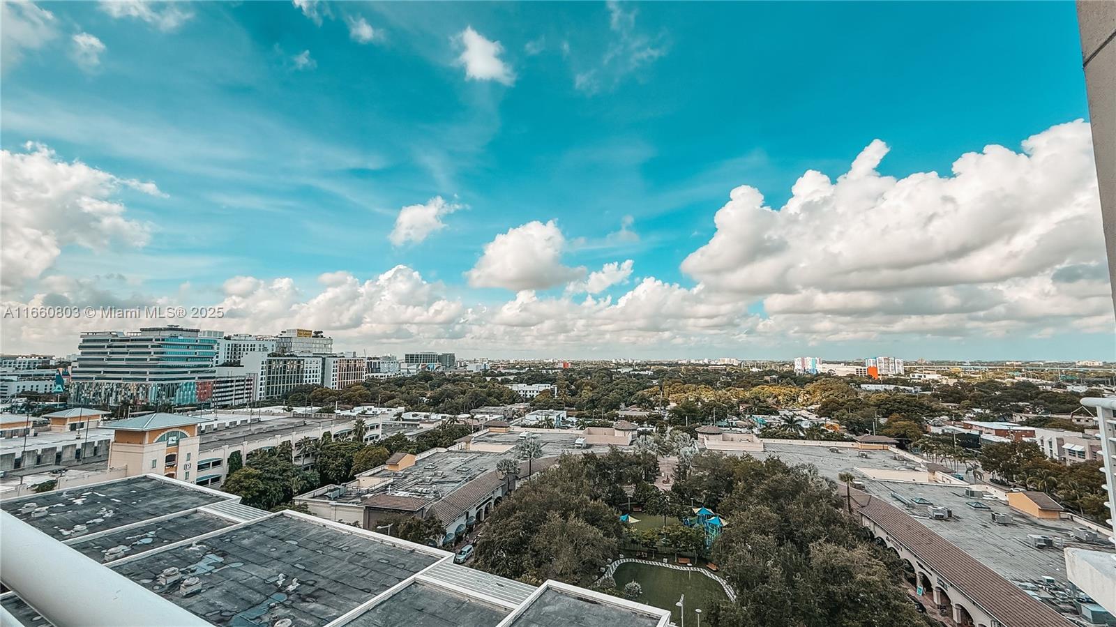 MIDBLOCK MIAMI CONDO - Residential