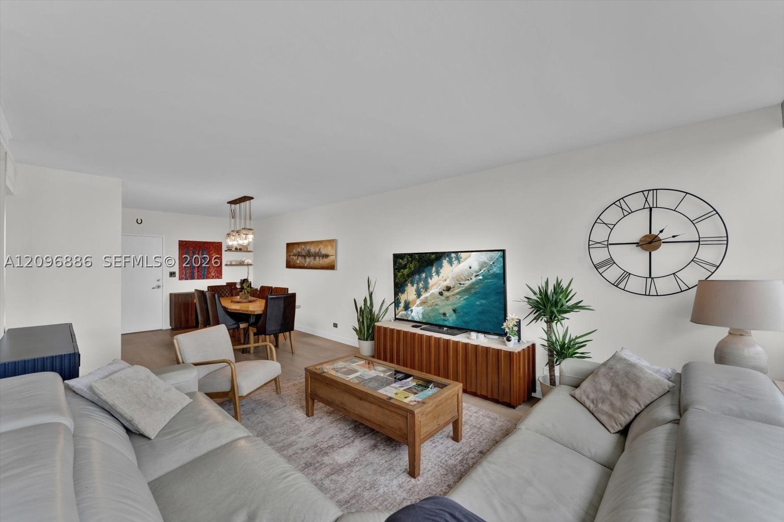 7441 Wayne Ave 14B