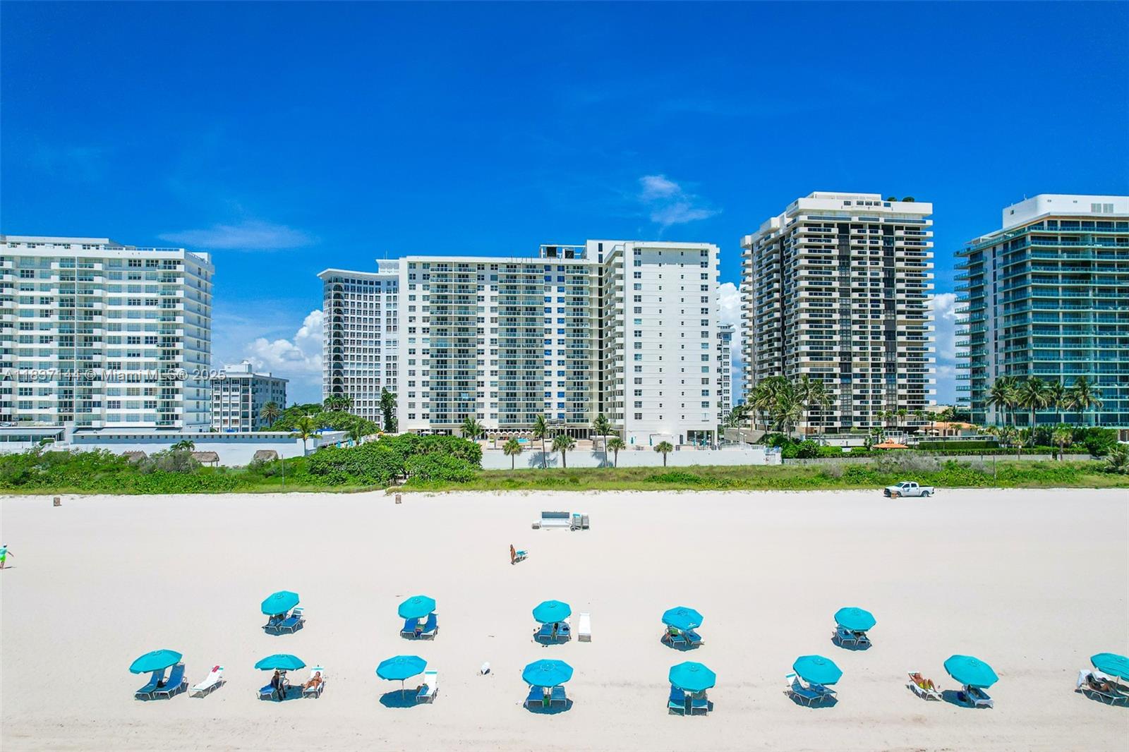 Welcome to the Arlen Beach Condominium, where luxury meets comfort in the heart of Mid Miami Beach! We are absolutely thrilled to announce the availability of a newly listed upgraded one-bedroom unit with a den and two full bathrooms. This exquisite property offers a perfect blend of elegance and functionality, ideal for those seeking a stylish sanctuary by the beach.
Step inside this beautifully upgraded unit and experience a spacious living area that is both inviting and sophisticated. The den provides versatile space that can be transformed into a home office, guest room, or cozy reading nook, catering to your lifestyle needs. With two full bathrooms, mornings will be a breeze, ensuring convenience and privacy for you and your guests.
