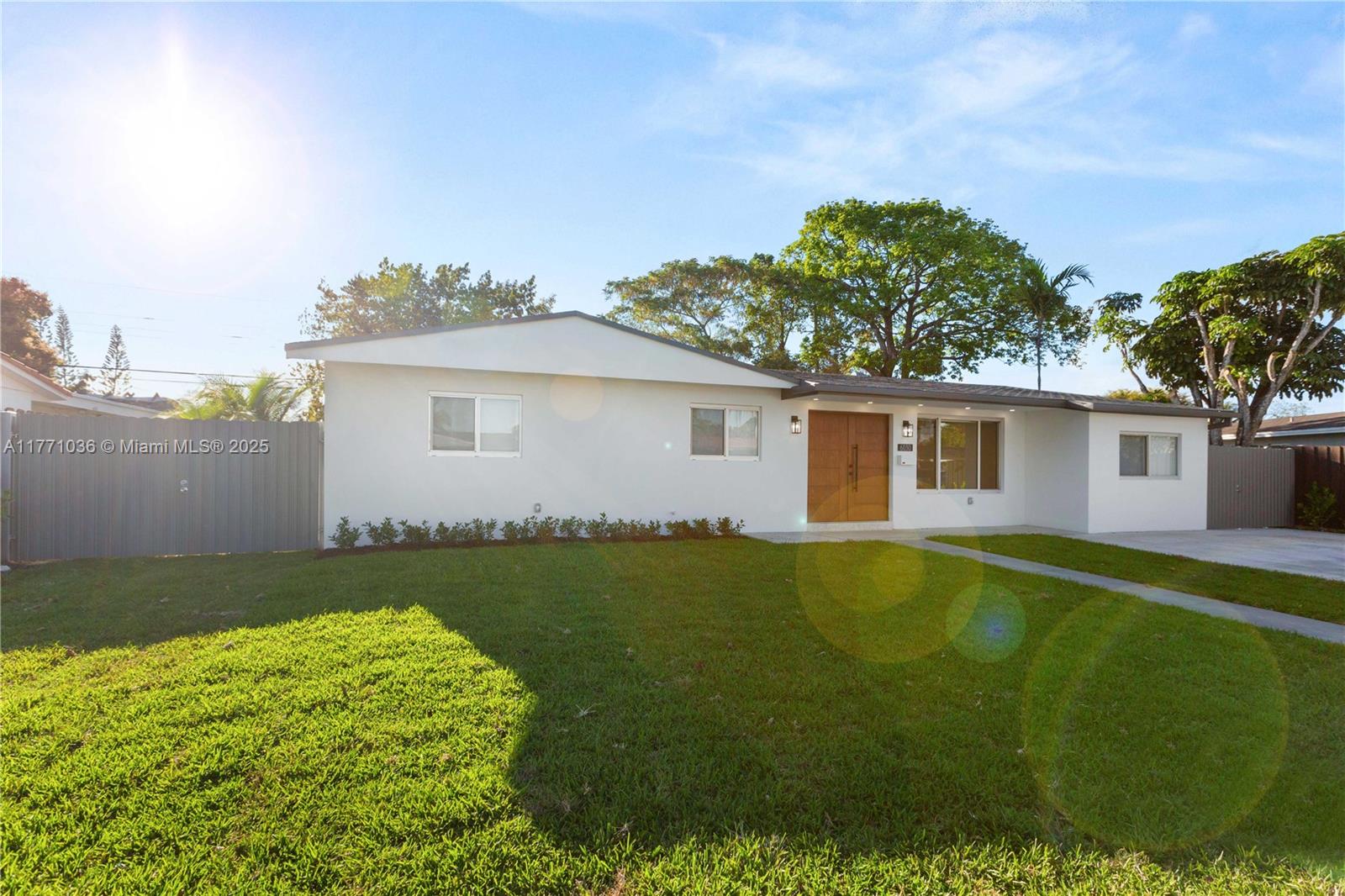 Rental Property at 6030 Sw 109th Ct, Miami, Broward County, Florida - Bedrooms: 4 
Bathrooms: 3  - $3,800 MO.