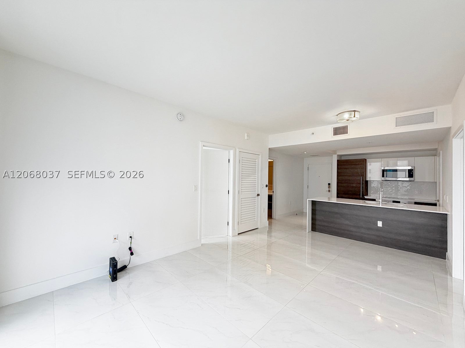 301 Altara Ave 609