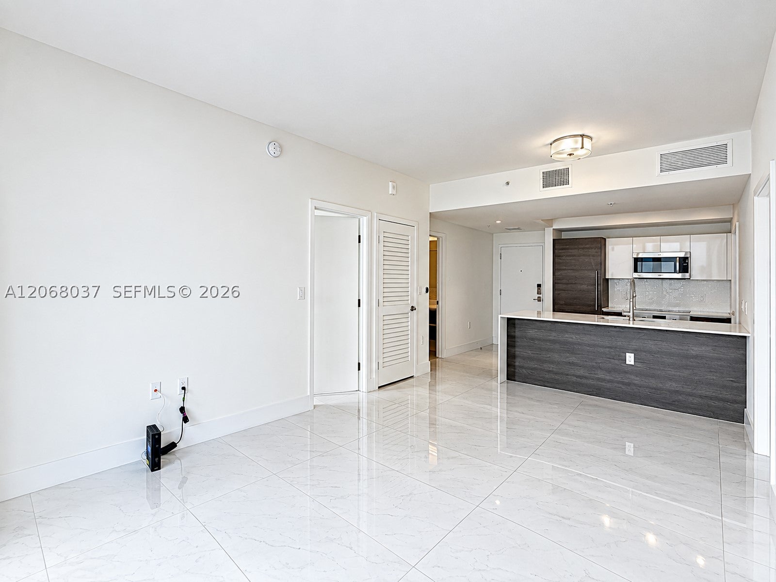 301 Altara Ave 609
