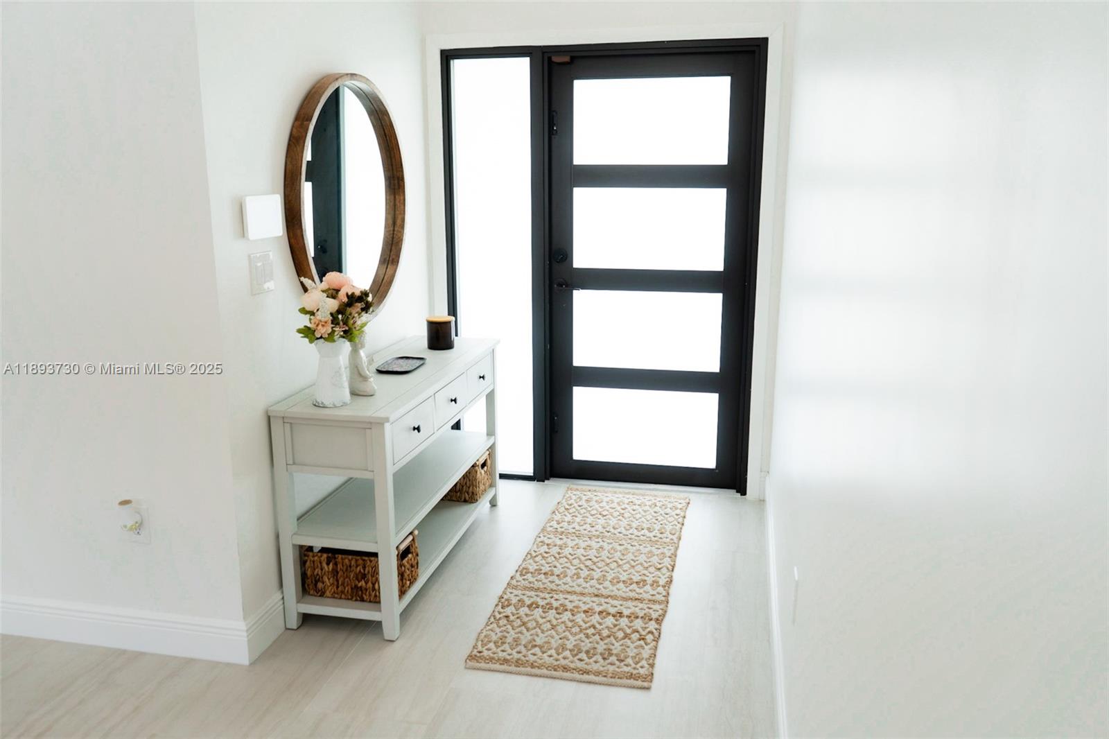 LAKES BY THE BAY SEC 3 - Residential Lease