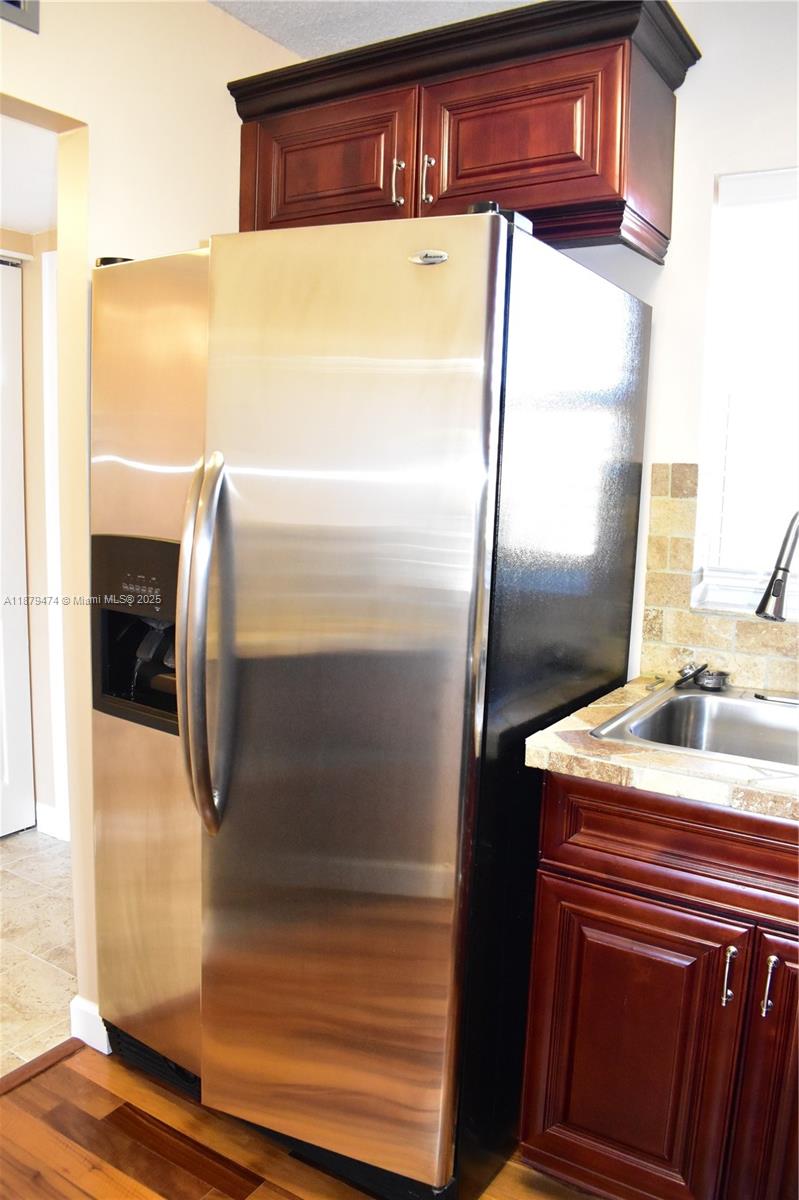 SUNRISE LAKES 131 CONDO - Residential