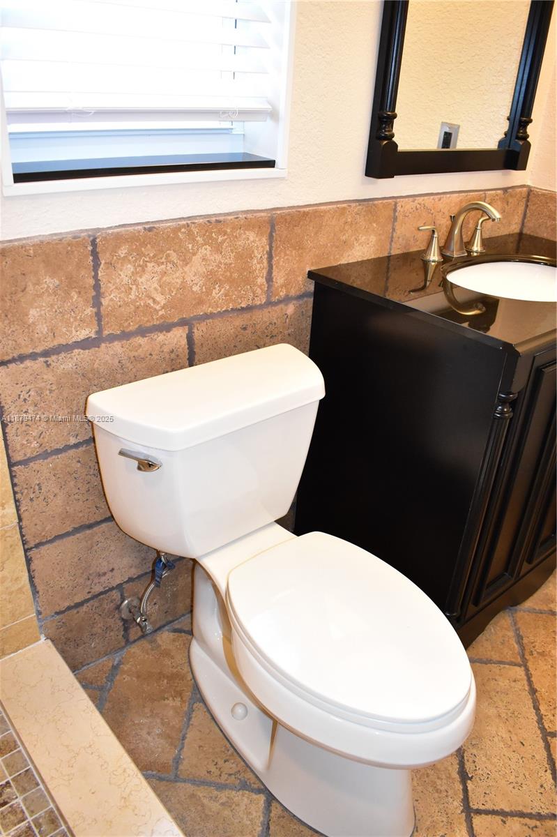 SUNRISE LAKES 131 CONDO - Residential