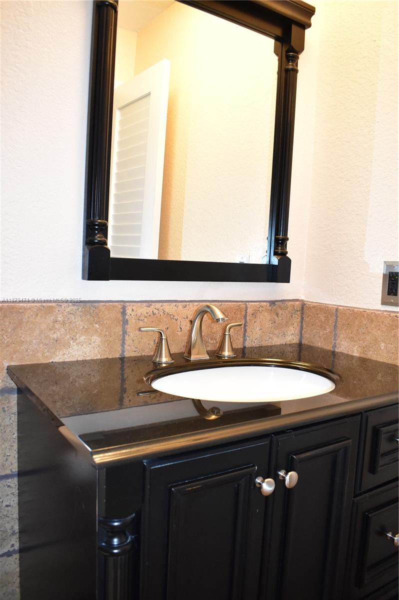 SUNRISE LAKES 131 CONDO - Residential