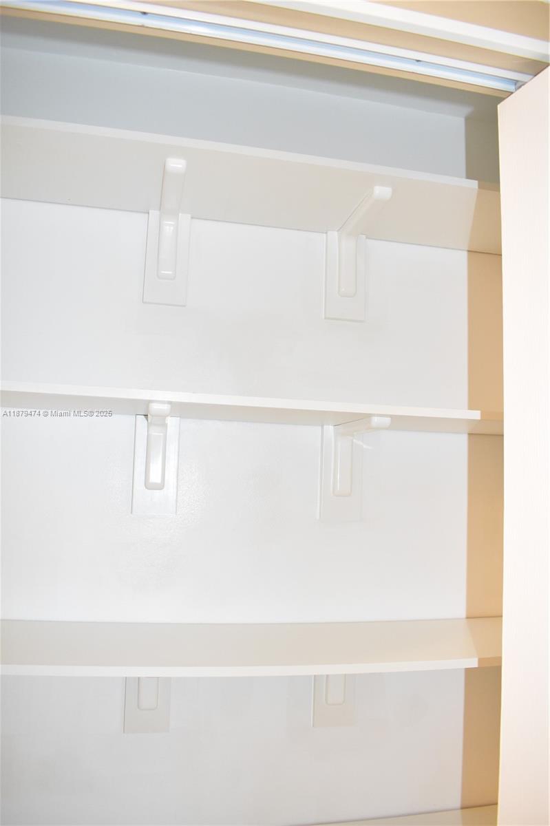 SUNRISE LAKES 131 CONDO - Residential