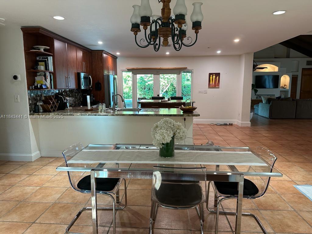 COLETOWN ACRES - Residential