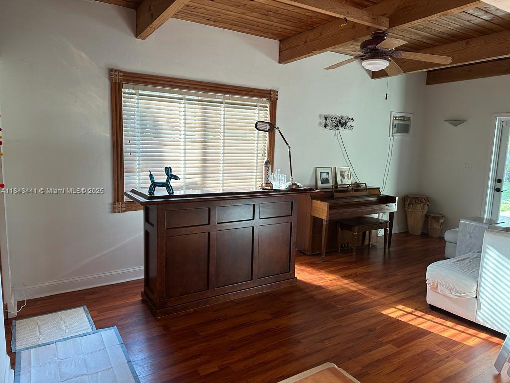 COLETOWN ACRES - Residential