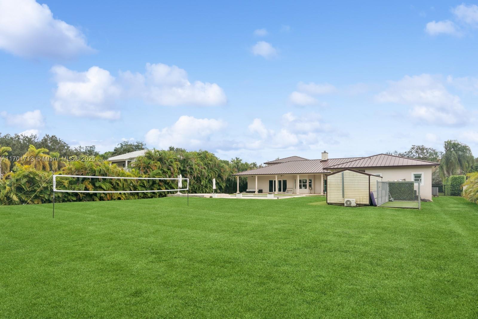 WEST CHERRY GROVE - Residential