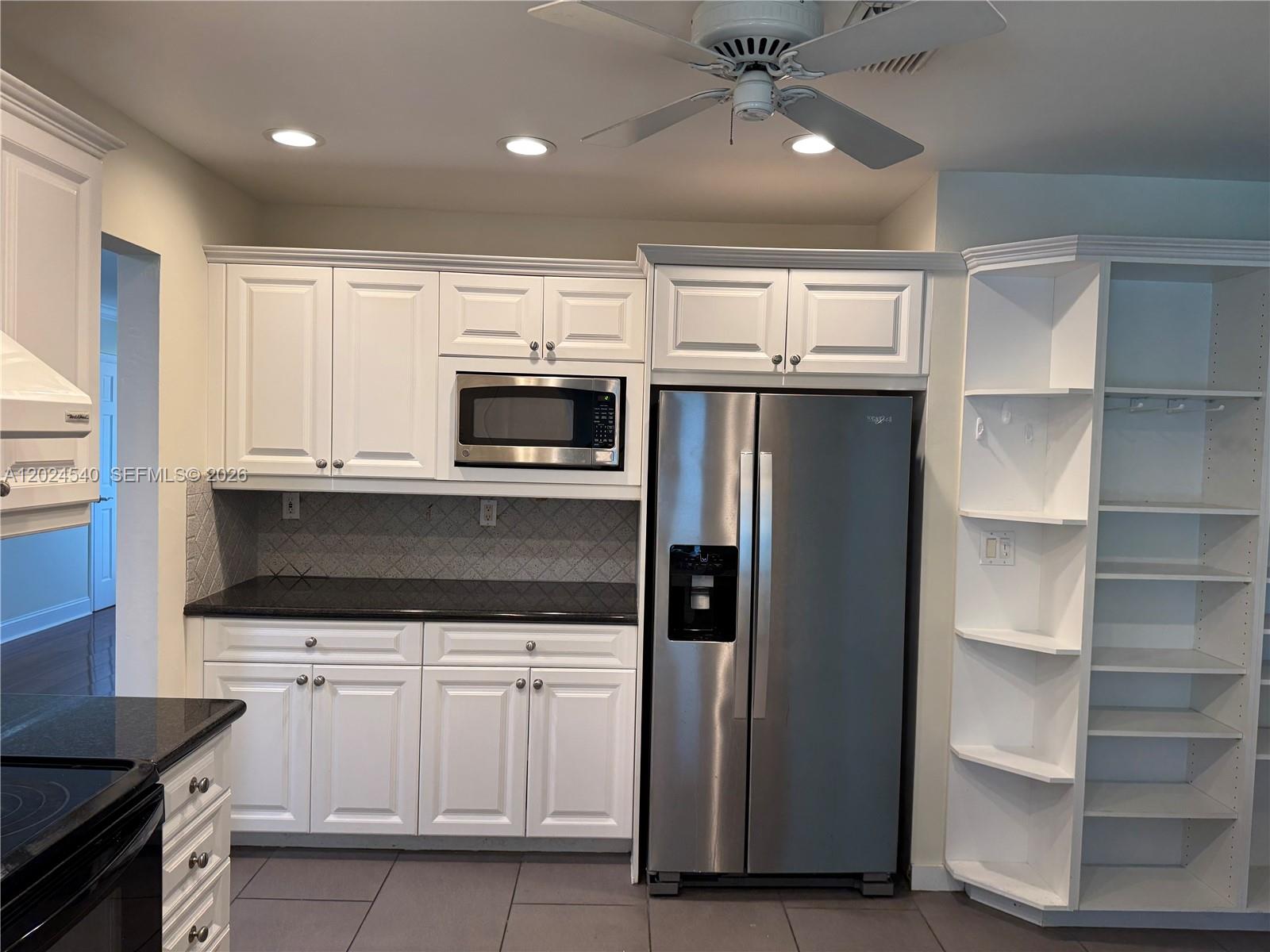 TAMARAC HILLS 1ST SEC - Residential Lease