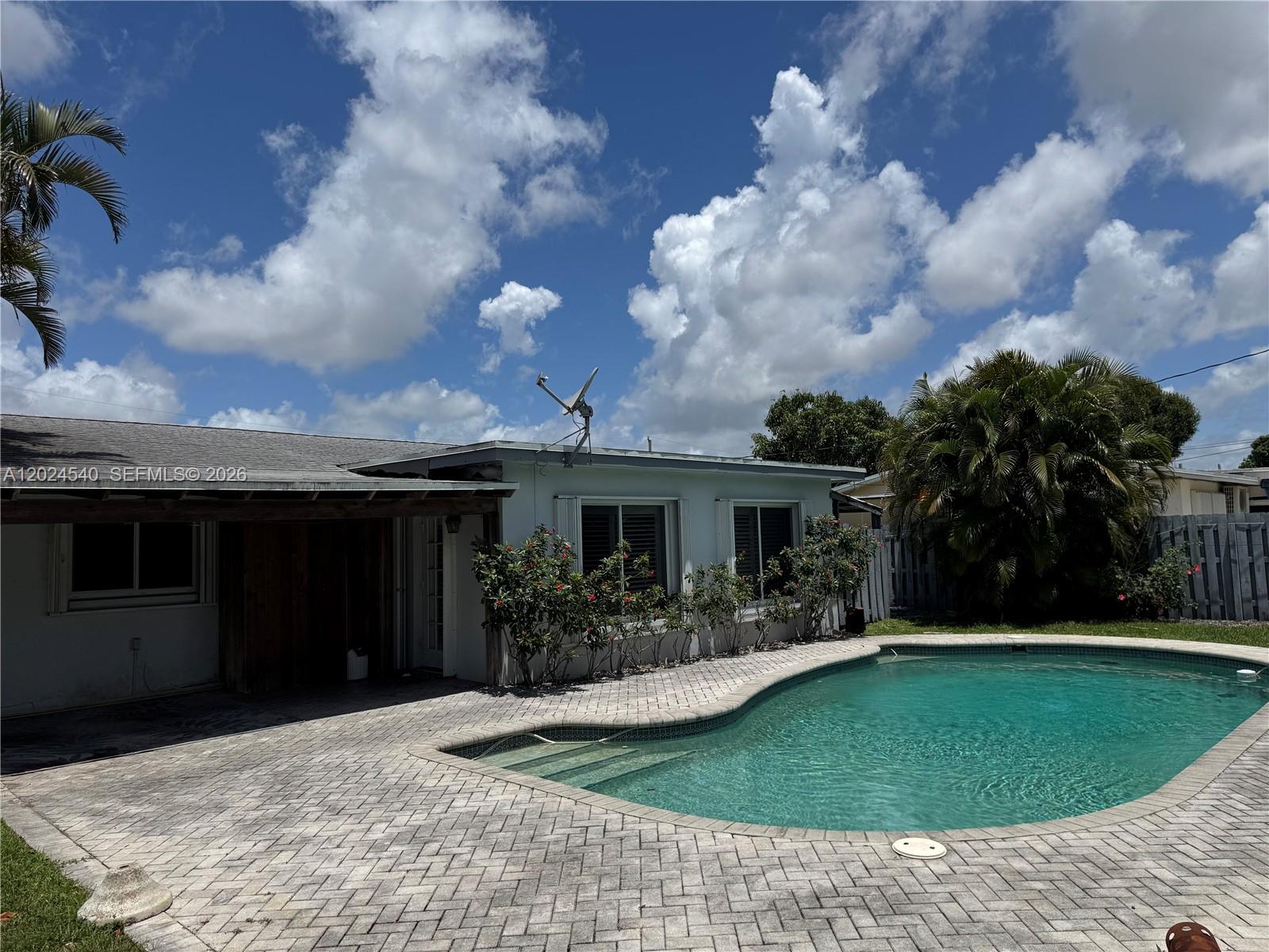 TAMARAC HILLS 1ST SEC - Residential Lease