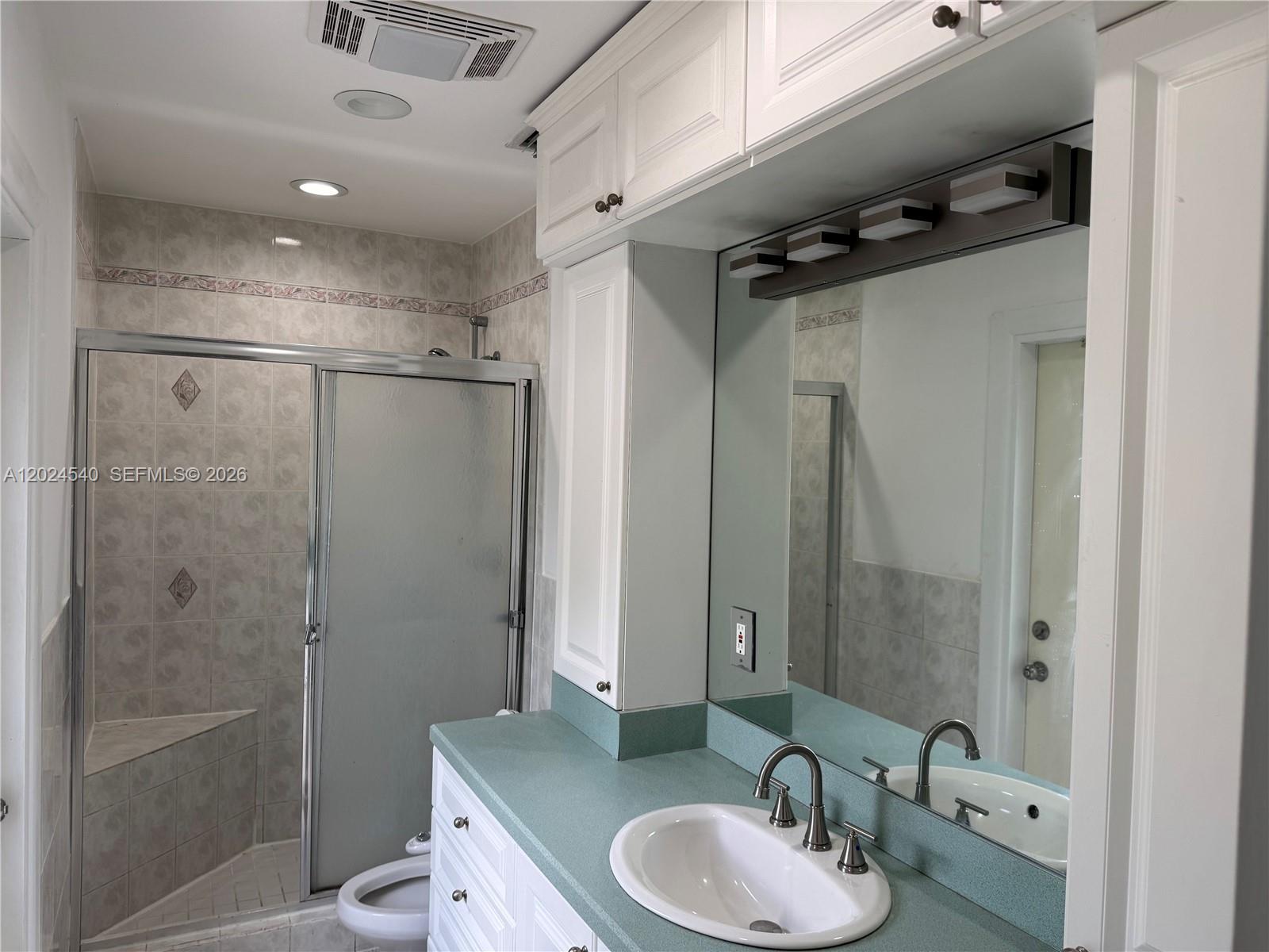 TAMARAC HILLS 1ST SEC - Residential Lease