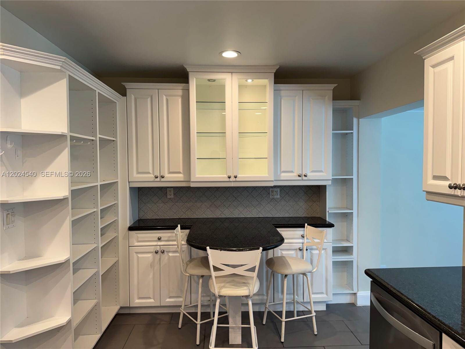 TAMARAC HILLS 1ST SEC - Residential Lease