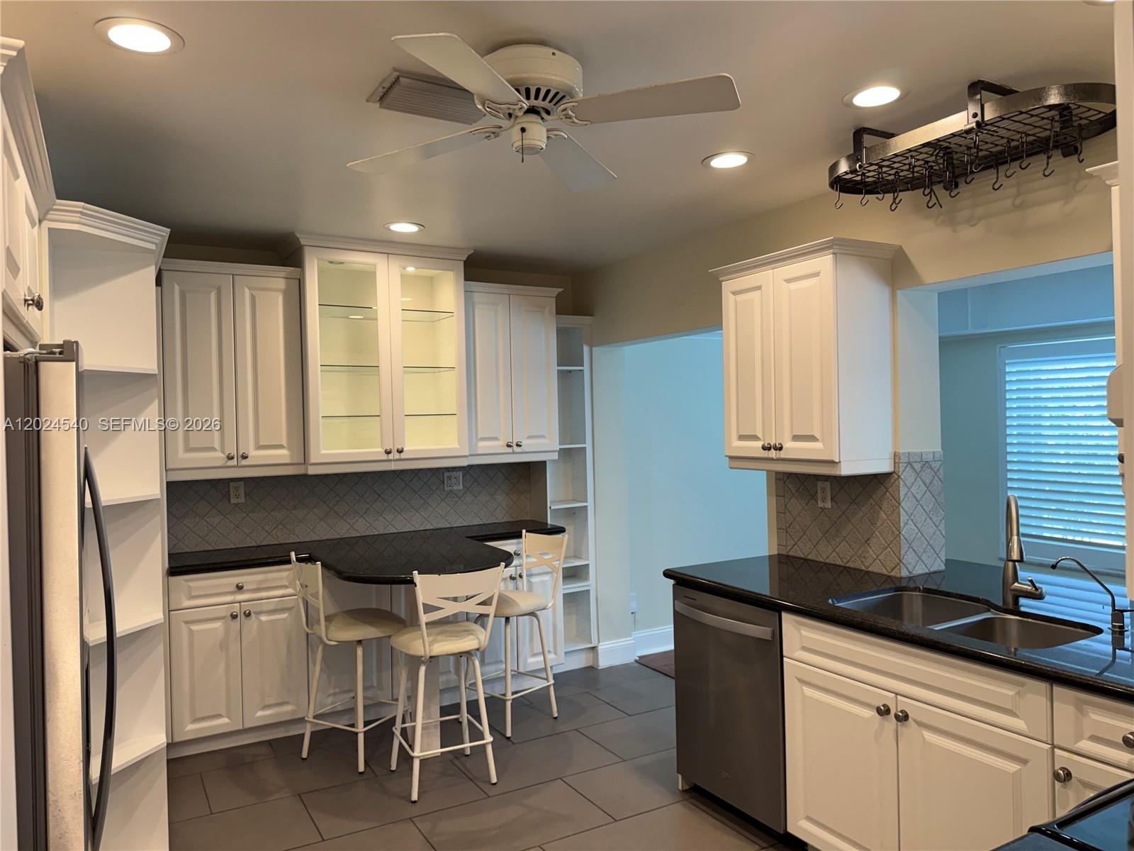 TAMARAC HILLS 1ST SEC - Residential Lease