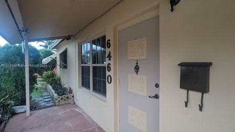 Single Family Residence in Hollywood FL 6460 Perry St St.jpg