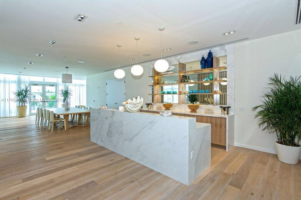 TIFFANY HOUSE CONDO - Residential