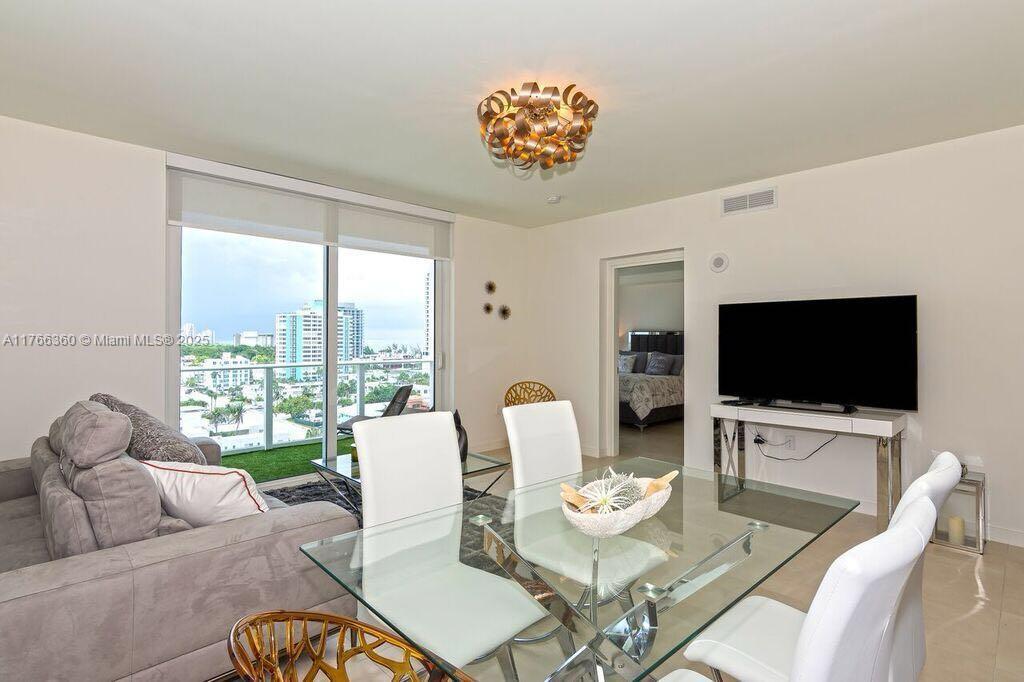 TIFFANY HOUSE CONDO - Residential